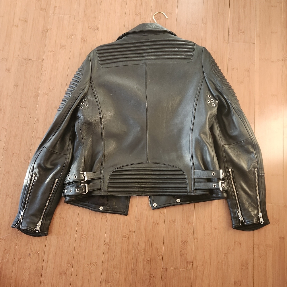 Real Leather Jacket - Picture 6 of 8